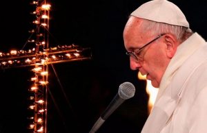 Papa lamenta que jóvenes hereden un mundo en guerra