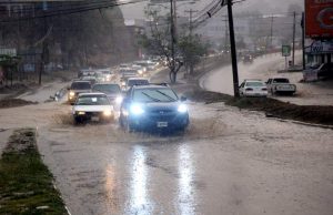 Treinta minutos de lluvia desnudan vulnerabilidad de Tegucigalpa