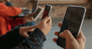 Ciudadanía digital y democracia en América Latina: retos y oportunidades