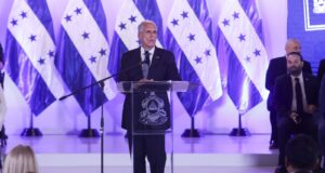 Asfura destaca avances de su gestión y asegura que su prioridad ha sido resolver problemas del país