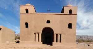 Entre el barro y el tiempo; el latido ancestral de la Ruta del Adobe